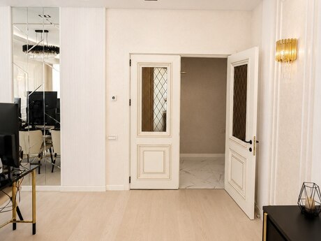 Ağ şəhərdə 3 otaqlı yeni tikili mənzil satılır, 138 m², 649 000 AZN, şəkil 3 / 10