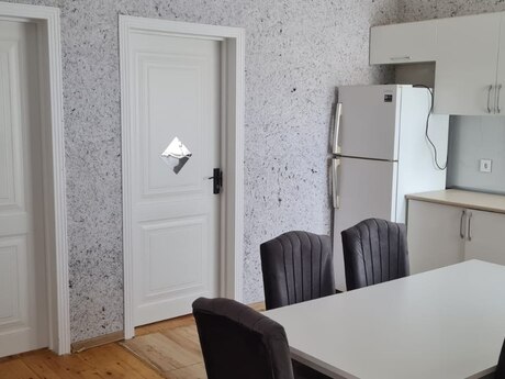 2 otaq · 45 m², Hövsan