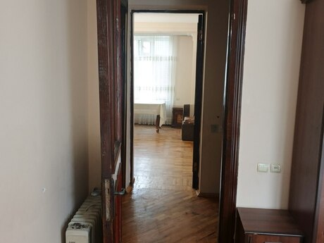 Azadlıq Prospektidə 3 otaqlı köhnə tikili mənzil kirayə verilir, 50 m², 650 AZN/ay, şəkil 5 / 12