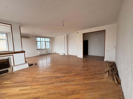 Azadlıq Prospektidə 5 otaqlı yeni tikili mənzil satılır, 270 m², 460 000 AZN, şəkil 5 / 12