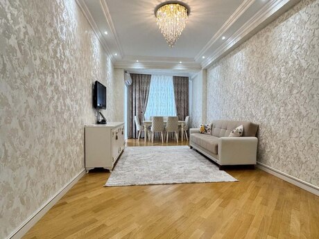 Объявление №6525688 - Баку, пос. 8-й мкр, 2-комн., 65 м², 14/17 этаж
