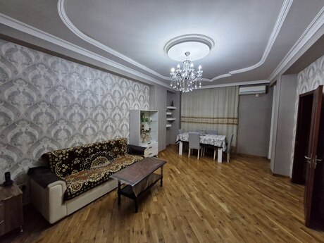 Объявление №6525691 - Баку, м. Иншаатчылар, 2-комн., 70 м², 4/10 этаж
