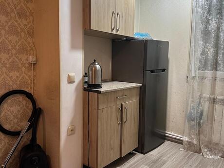 3-room old-build apartment for rent in 20 Yanvar, 65 m², 150 AZN/mo, photo 3 / 7