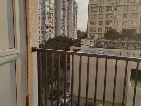 Продаётся 3-комнатная квартира в новостройке, Həzi Aslanov, 76 м², 218 000 AZN, фото 4 / 10