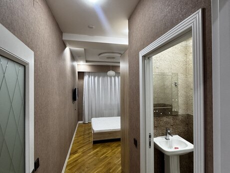 20 Yanvarda 3 otaqlı yeni tikili mənzil kirayə verilir, 100 m², 1 400 AZN/ay, şəkil 4 / 12