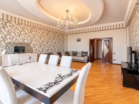 Сдаётся 3-комнатная квартира в новостройке, İnşaatçılar, 135 м², 1 500 AZN/мес, фото 2 / 12