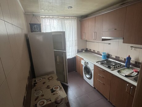 Elmlər Akademiyasında 3 otaqlı köhnə tikili mənzil kirayə verilir, 99 m², 800 AZN/ay, şəkil 2 / 7