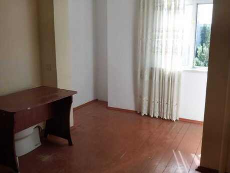 Azadlıq Prospektidə 1 otaqlı köhnə tikili mənzil satılır, 50 m², 124 000 AZN, şəkil 4 / 12