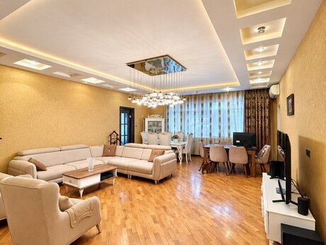Elan №6525775 - Bakı, Nəsimi r., 4 otaqlı, 200 m², 12/17 mərtəbə