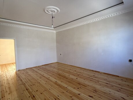 Binədə 3 otaqlı həyət evi satılır, 90 m², 65 000 AZN, şəkil 2 / 6