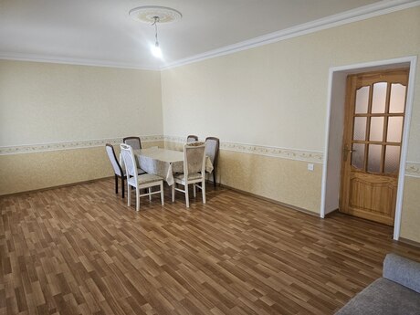 Сдаётся 4-комнатная квартира в старом фонде, Badamdar, 105 м², 780 AZN/мес, фото 2 / 12
