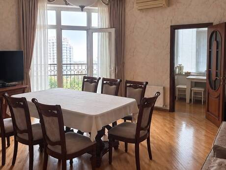 Elmlər Akademiyasında 4 otaqlı yeni tikili mənzil satılır, 165 m², 600 000 AZN, şəkil 3 / 12