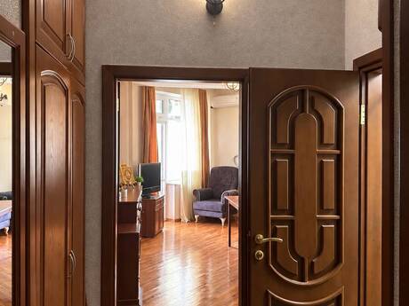 Elmlər Akademiyasında 4 otaqlı yeni tikili mənzil satılır, 165 m², 600 000 AZN, şəkil 5 / 12