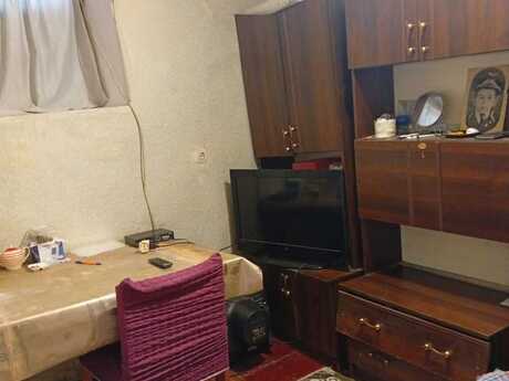28 Mayda 2 otaqlı köhnə tikili mənzil kirayə verilir, 23 m², 300 AZN/ay, şəkil 3 / 4