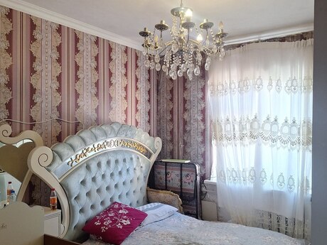 Əhmədlidə 3 otaqlı köhnə tikili mənzil satılır, 100 m², 169 000 AZN, şəkil 2 / 12