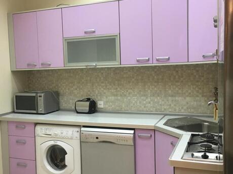 2 otaq · 65 m² · 13/16 mərtəbə, 28 May