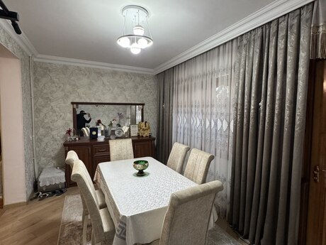 4 otaq · 80 m²