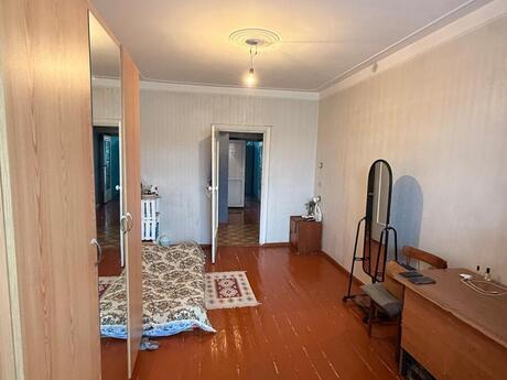 Bakıxanovda 4 otaqlı köhnə tikili mənzil satılır, 100 m², 215 000 AZN, şəkil 4 / 11