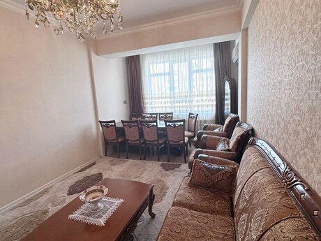 2-room new-build apartment for rent in Yeni Yasamal, 85 m², 800 AZN/mo, photo 2 / 11