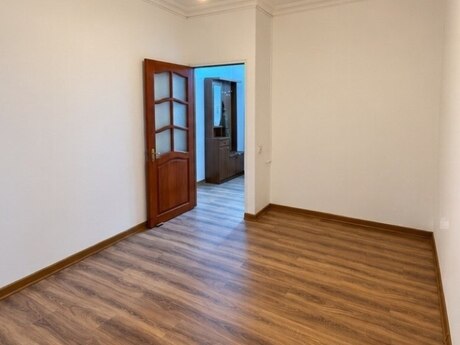 Объявление №6525972 - Баку, пос. Бадамдар, 2-комн., 60 м², 1/5 этаж