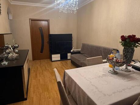 Nəsimidə 2 otaqlı köhnə tikili mənzil kirayə verilir, 50 m², 549 AZN/ay, şəkil 3 / 7