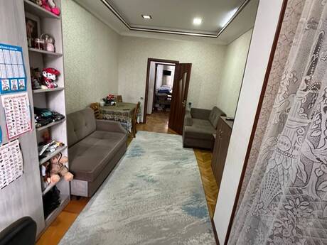 Продаётся 3-комнатная квартира в старом фонде, Neftçilər, 75 м², 153 000 AZN, фото 5 / 12