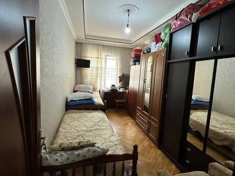 Продаётся 3-комнатная квартира в старом фонде, Neftçilər, 75 м², 153 000 AZN, фото 3 / 12