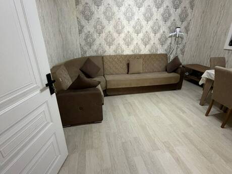 Gənclikdə 3 otaqlı həyət evi kirayə verilir, 80 m², 800 AZN/ay, şəkil 2 / 9