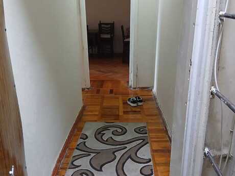 Gənclikdə 2 otaqlı köhnə tikili mənzil kirayə verilir, 45 m², 500 AZN/ay, şəkil 3 / 10
