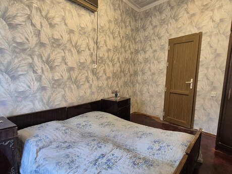 İçəri Şəhərdə 3 otaqlı köhnə tikili mənzil satılır, 70 m², 250 000 AZN, şəkil 5 / 9