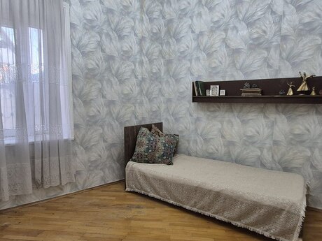 İçəri Şəhərdə 3 otaqlı köhnə tikili mənzil satılır, 70 m², 250 000 AZN, şəkil 3 / 9