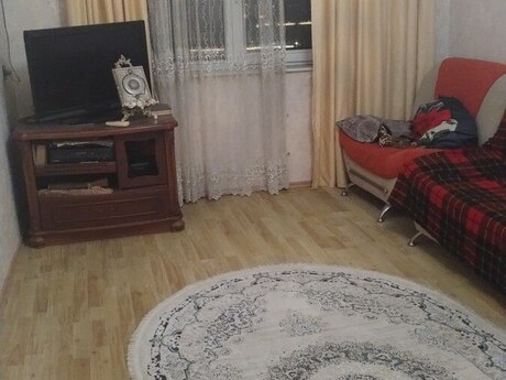 3 otaq · 75 m² · 9/9 mərtəbə, 7-ci mikrorayon