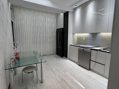 Bayılda 4 otaqlı yeni tikili mənzil satılır, 130 m², 300 000 AZN, şəkil 4 / 12