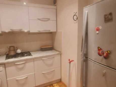 Xətaidə 2 otaqlı köhnə tikili mənzil kirayə verilir, 70 m², 800 AZN/ay, şəkil 3 / 9