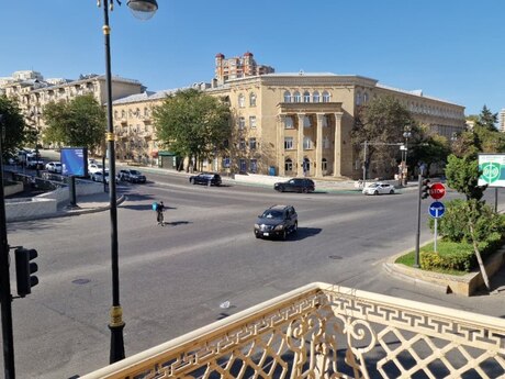 Объявление №6526283 - Баку, м. Элмляр Академиясы, 3-комн., 75 м², 2/6 этаж