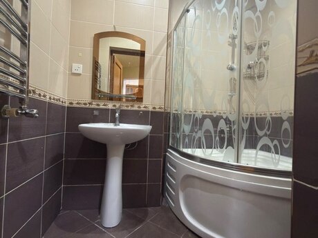 20 Yanvarda 2 otaqlı yeni tikili mənzil kirayə verilir, 80 m², 750 AZN/ay, şəkil 5 / 7