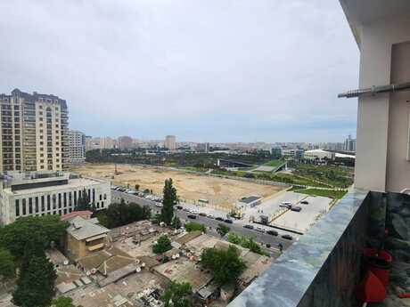 Gənclikdə 2 otaqlı yeni tikili mənzil kirayə verilir, 92 m², 1 100 AZN/ay, şəkil 4 / 12
