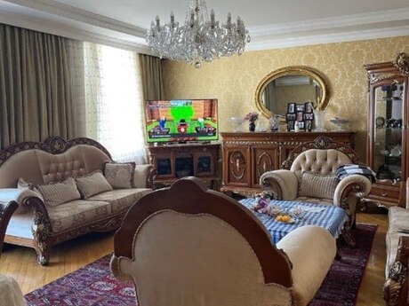 Yasamalda 5 otaqlı köhnə tikili mənzil satılır, 127 m², 325 000 AZN, şəkil 2 / 12