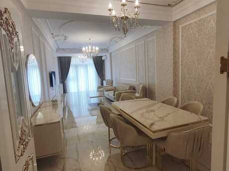 Сдаётся 2-комнатная квартира в новостройке, İçəri Şəhər, 100 м², 1 800 AZN/мес, фото 2 / 12