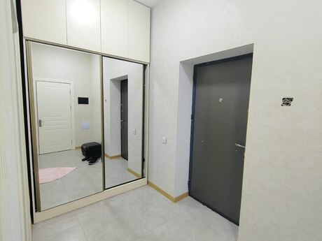 2 otaq · 60 m² · 8/20 mərtəbə, 28 May