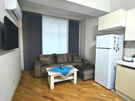 2-room new-build apartment for rent in 28 May, 60 m², 1 290 AZN/mo, photo 3 / 9