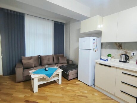 2-room new-build apartment for rent in 28 May, 60 m², 1 290 AZN/mo, photo 5 / 9