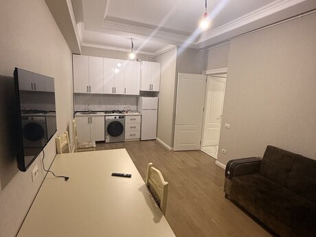 Yasamalda 2 otaqlı yeni tikili mənzil kirayə verilir, 50 m², 600 AZN/ay, şəkil 2 / 7