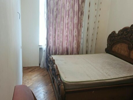 Сдаётся 3-комнатная квартира в старом фонде, Azadlıq Prospekti, 65 м², 650 AZN/мес, фото 4 / 9