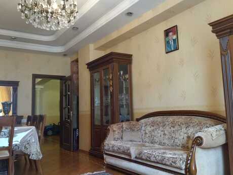 İnşaatçılarda 3 otaqlı yeni tikili mənzil kirayə verilir, 148 m², 1 450 AZN/ay, şəkil 2 / 12
