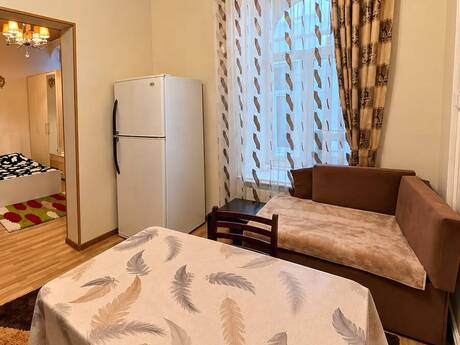 İçəri Şəhərdə 2 otaqlı köhnə tikili mənzil kirayə verilir, 40 m², 650 AZN/ay, şəkil 5 / 9