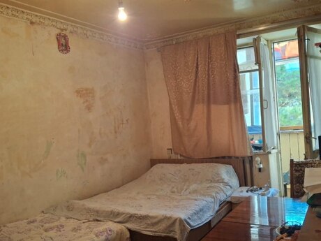 Qara Qarayevdə 4 otaqlı köhnə tikili mənzil satılır, 80 m², 201 000 AZN, şəkil 4 / 12