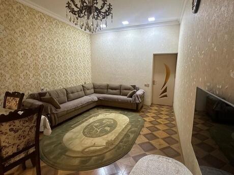 Elan №6526522 - Bakı, Azadlıq Prospekti m., 3 otaqlı, 70 m², 2/3 mərtəbə