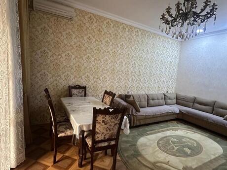 Azadlıq Prospektidə 3 otaqlı köhnə tikili mənzil kirayə verilir, 70 m², 650 AZN/ay, şəkil 2 / 12