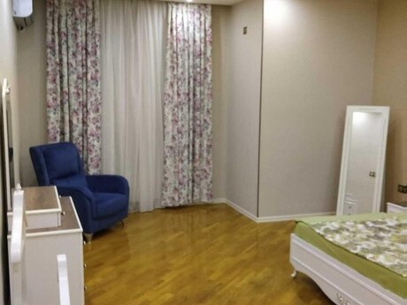 Сдаётся 3-комнатная квартира в новостройке, Şah İsmayıl Xətai, 140 м², 1 200 AZN/мес, фото 3 / 11